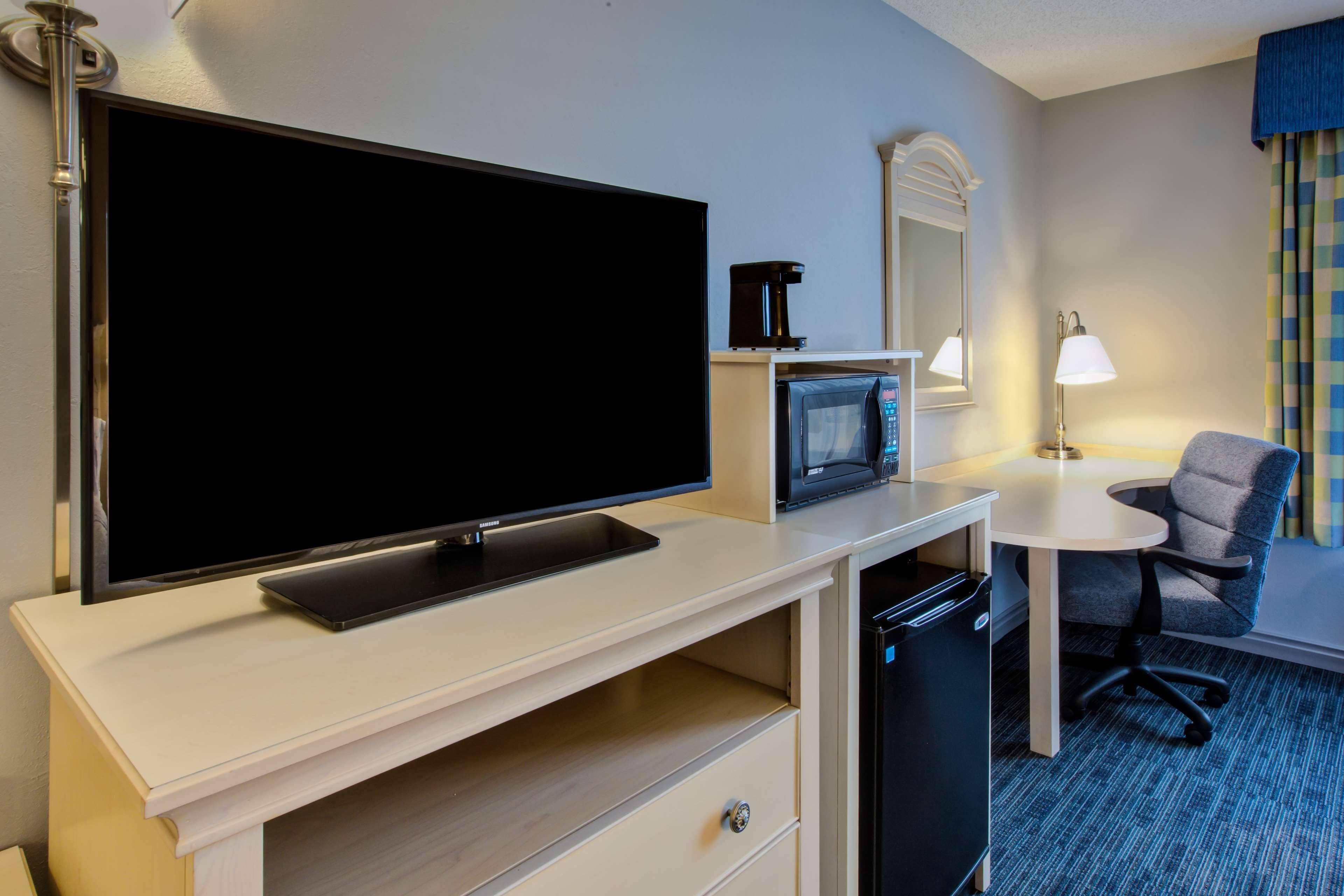 Hampton Inn & Suites - Cape Cod / West Yarmouth Exterior foto