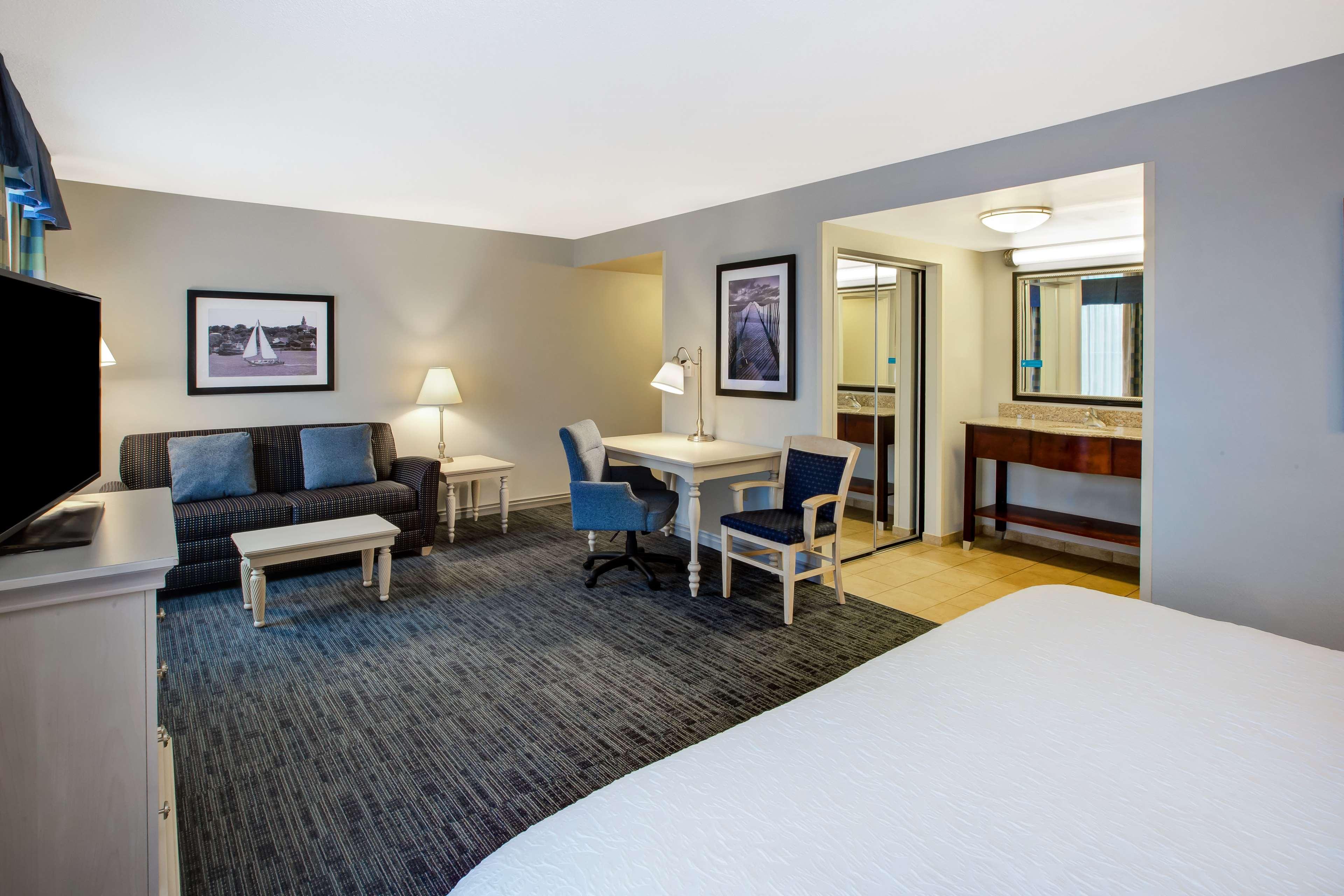 Hampton Inn & Suites - Cape Cod / West Yarmouth Exterior foto