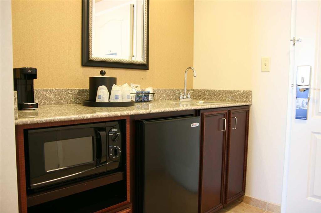 Hampton Inn & Suites - Cape Cod / West Yarmouth Zimmer foto