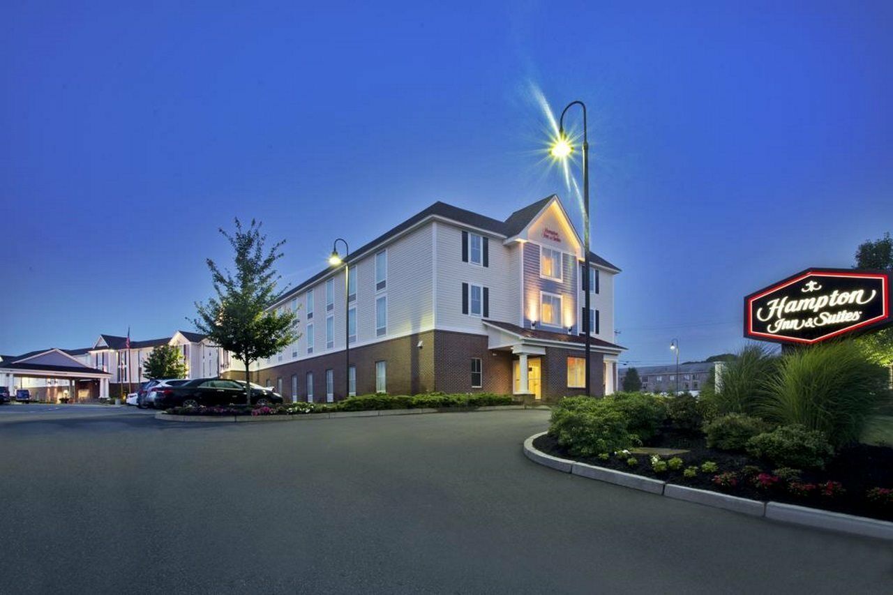 Hampton Inn & Suites - Cape Cod / West Yarmouth Exterior foto